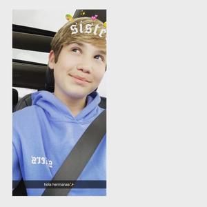 Meet your Posher, Dylan